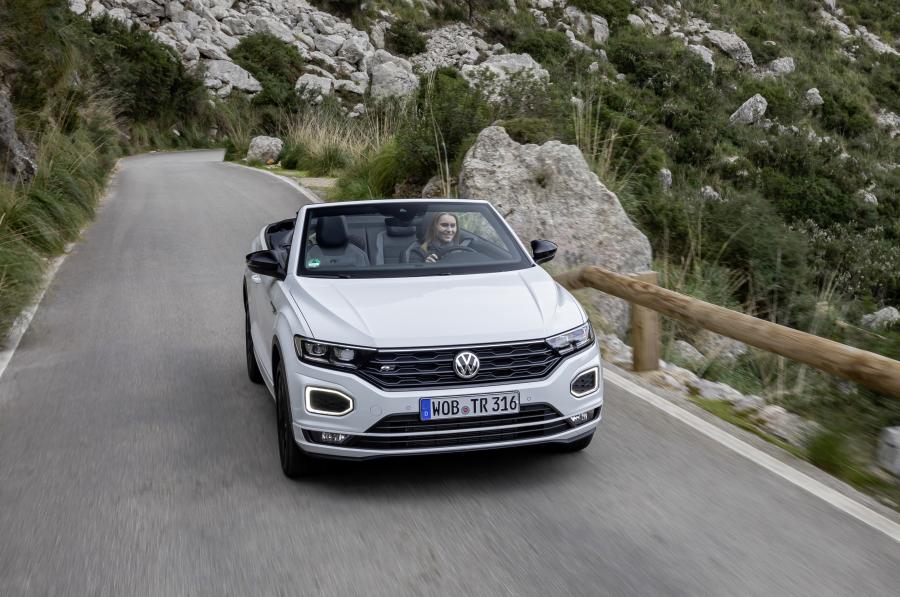  Volkswagen T-Roc Cabriolet R-Line 2019 года  (WW) (фото 46 из 137)